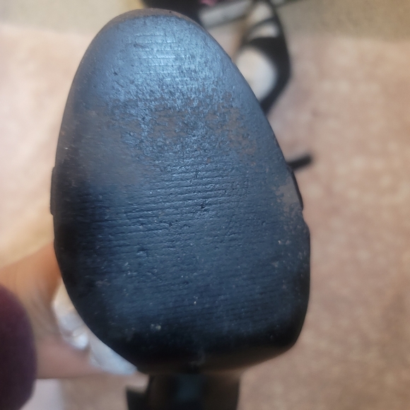 Nina- Carson-LS Black Luster Heel 8M - Picture 2 of 11